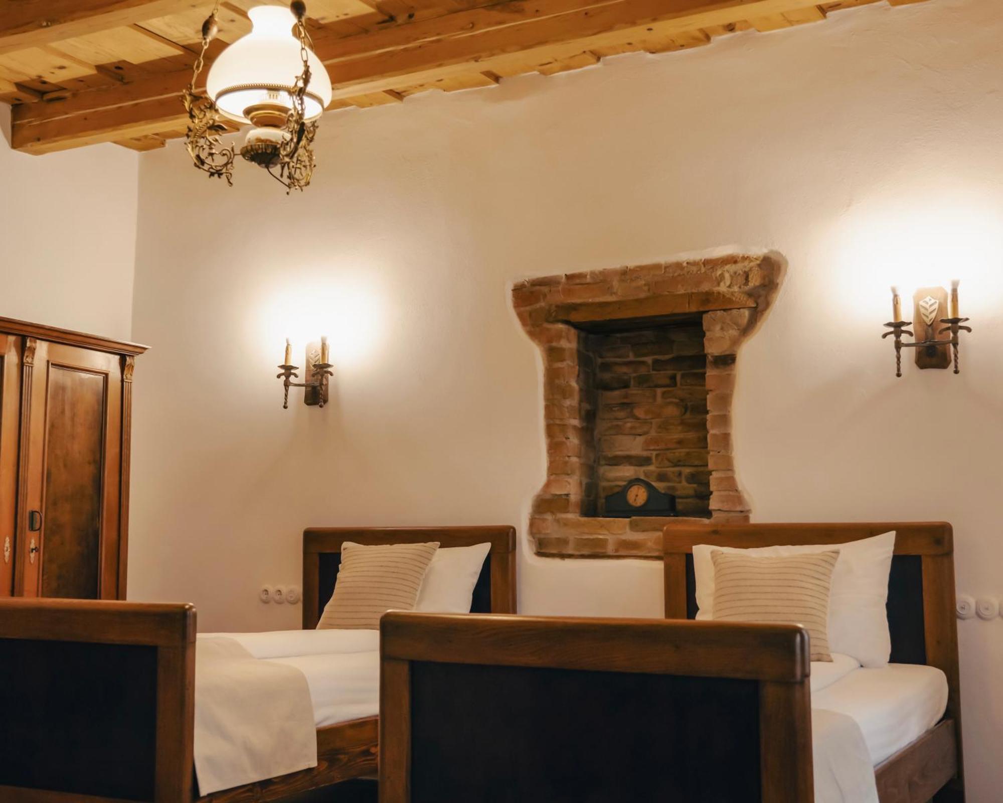 Castle View Saschiz - Traditional Guesthouse Esterno foto